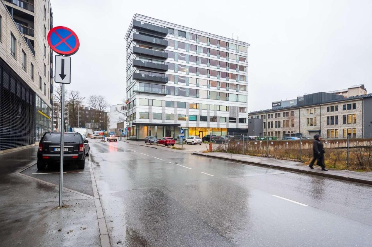 Двухкомнатная Квартира В Центре Города Tallinn Bagian luar foto
